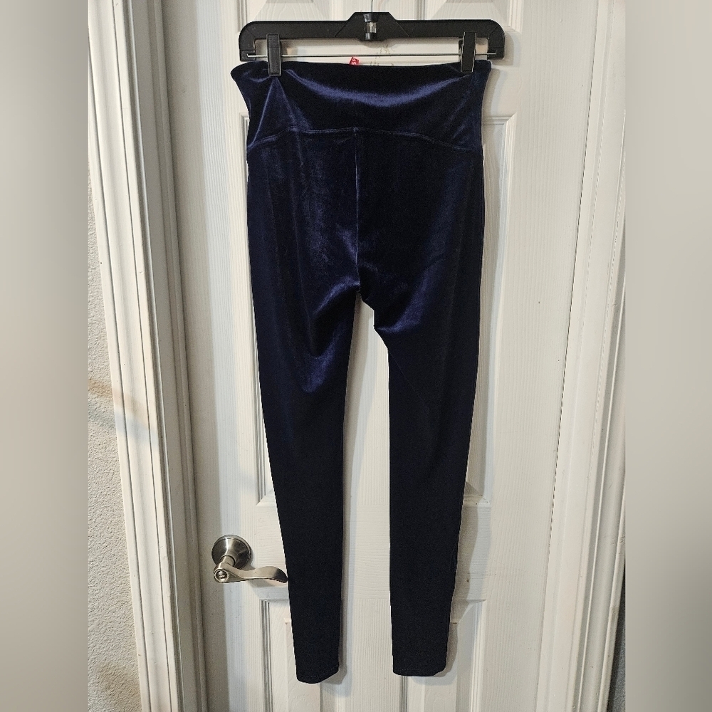 SPANX VELVET LEGGINGS - Picture 3 of 4
